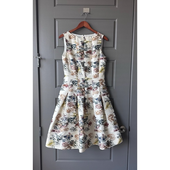 Oscar de la renta Pleated Jacquard Floral dress In Ivory Size 8 - Picture 1 of 7